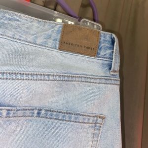 American Eagle mom jeans